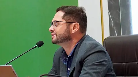 Câmara de Nova Floresta debate esporte digital, homenagens e nova creche