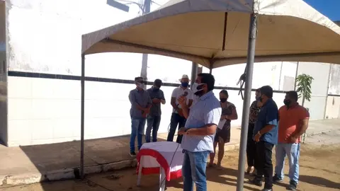 Poder Executivo e Legislativo assinaram Ordem de Serviço para Pavimentação da Rua Santos Dumont neste dia 17 de março de 2021