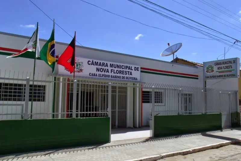 A Câmara Municipal de Nova Floresta realizou na noite desta quinta-feira, dia 06 de maio de 2021, mais uma Sessão Ordinária, com início às 19h30