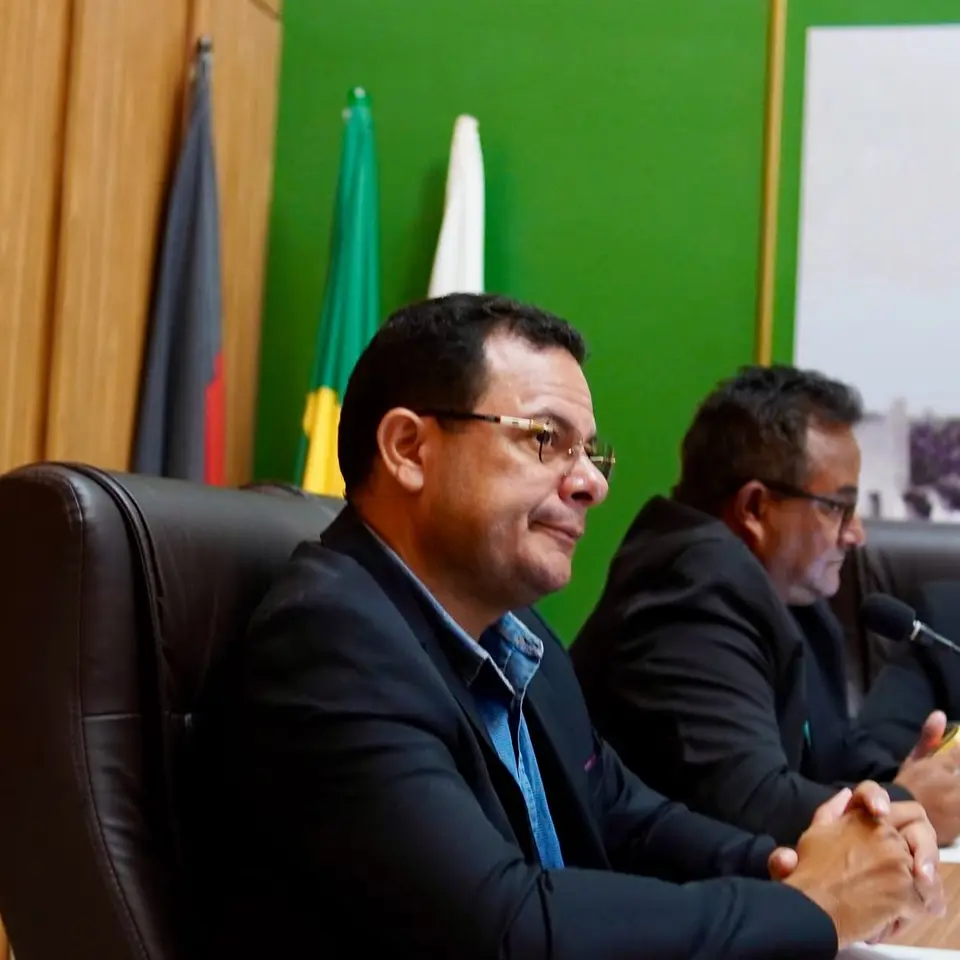 Câmara debate terreno para capela e concede honrarias em sessão