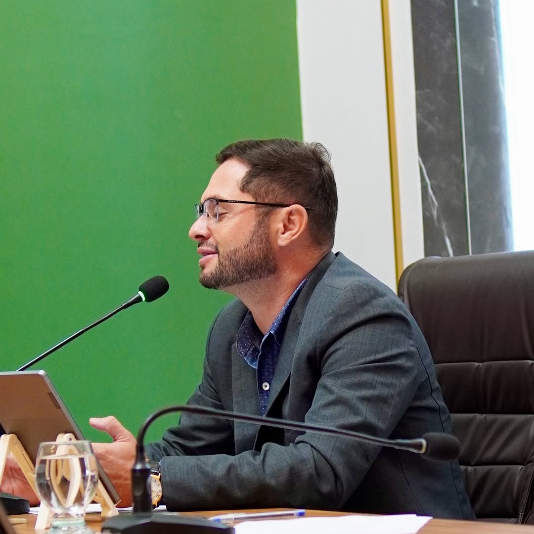 Câmara aprova honrarias, projetos executivos e digitalização do esporte