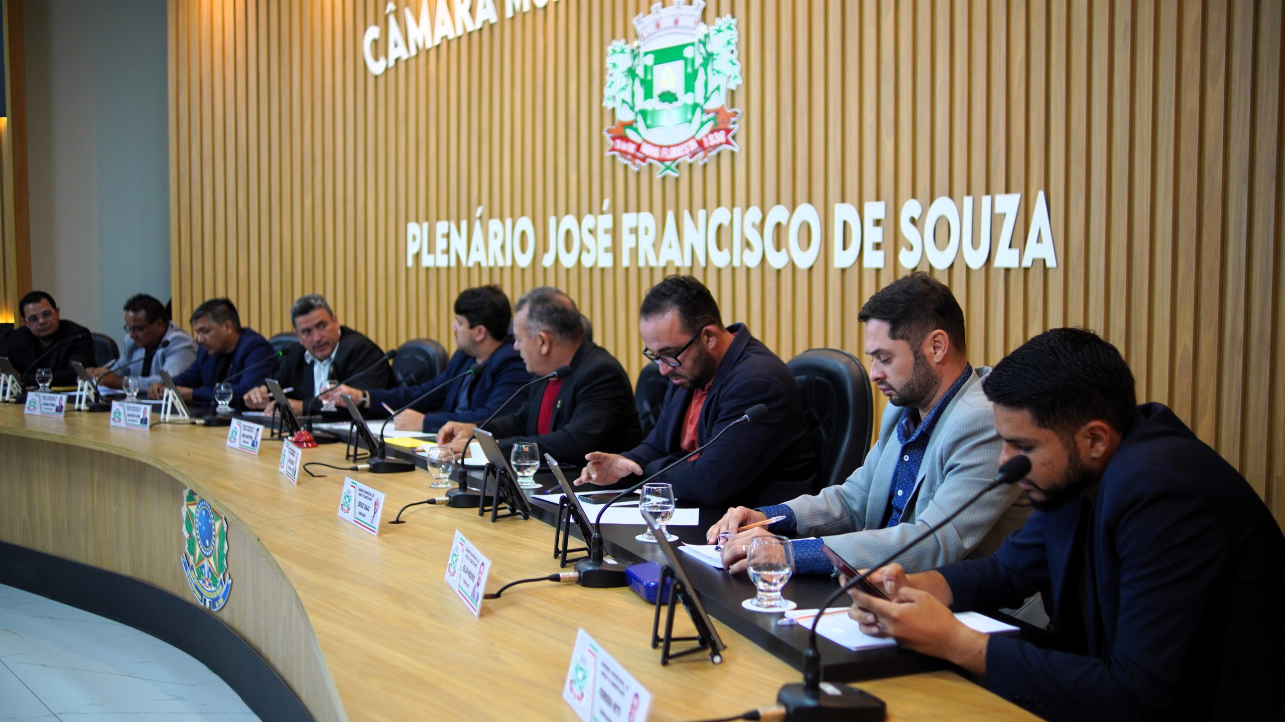 Câmara de Nova Floresta apresenta novas ações em benefício da população durante a 11ª Sessão Ordinária